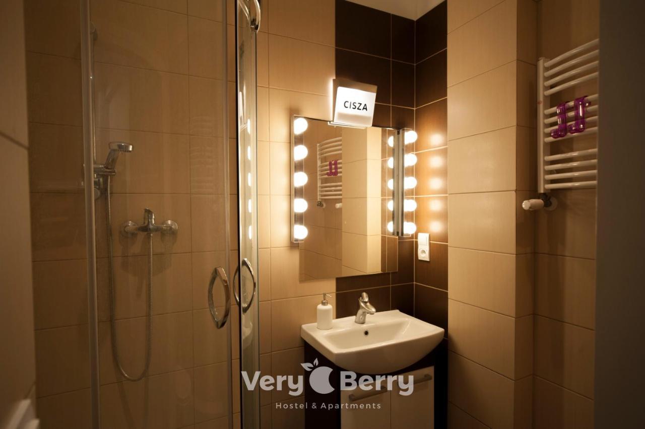 Very Berry - Garbary 27 - Apartament Z Balkonem, Old City, Check In 24H Apartment Познан Екстериор снимка